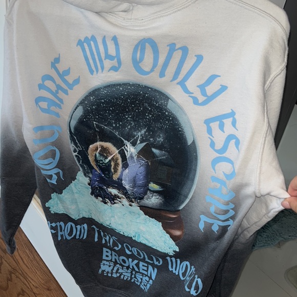 Hoodie great condition - Picture 2 of 2